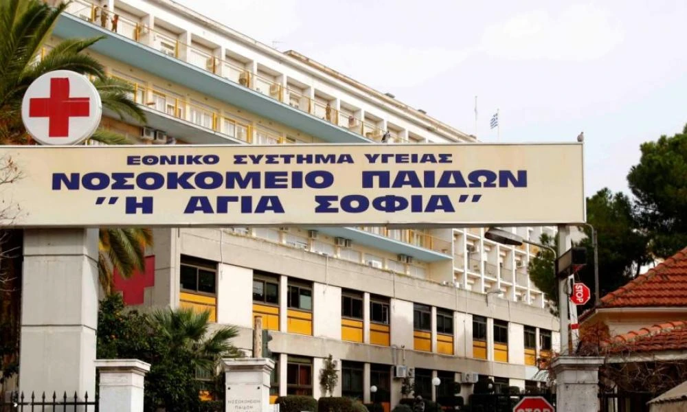 Στο Παίδων νοσηλεύεται 15χρονη λόγω υπερβολικής κατανάλωσης αλκοόλ-Μία σύλληψη για έκθεση ανηλίκου σε κίνδυνο